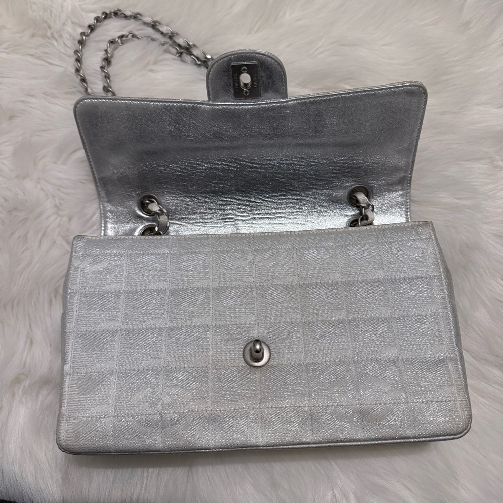 Chanel Classic Flap medium - Travel Ligne white/silver - Picture 2 of 15